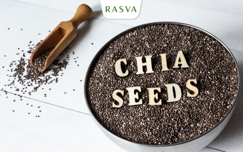 Hạt chia là nguồn cung cấp chất xơ, protein và omega-3 dồi dào